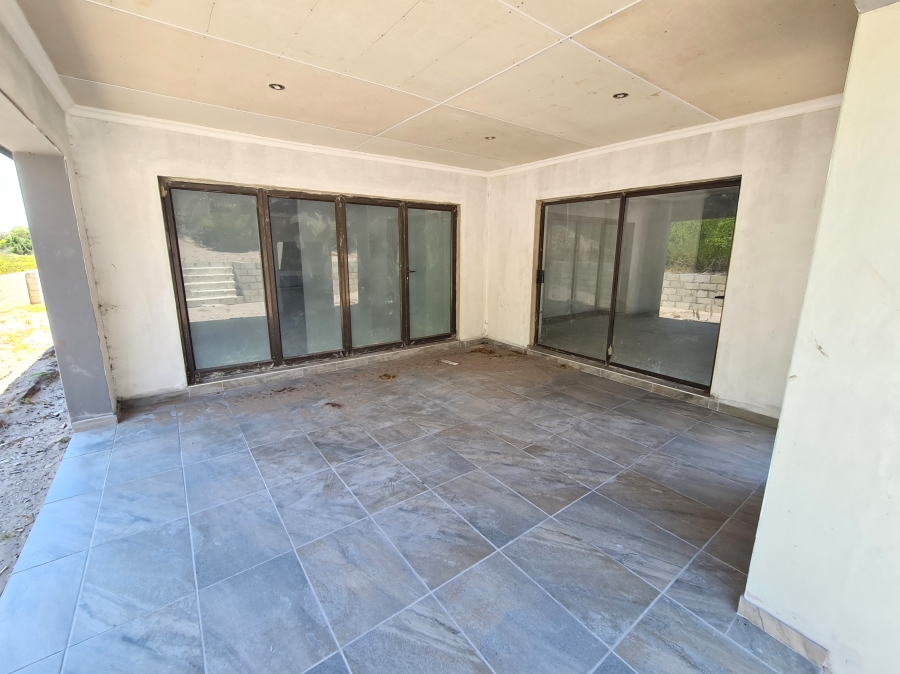 3 Bedroom Property for Sale in Paradise Beach Eastern Cape